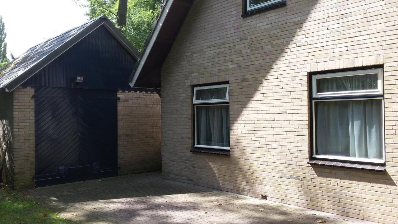 Heerlijk huisje in het Vechtdal tussen de bossen en de Vecht.. Ommen Buitenkant foto